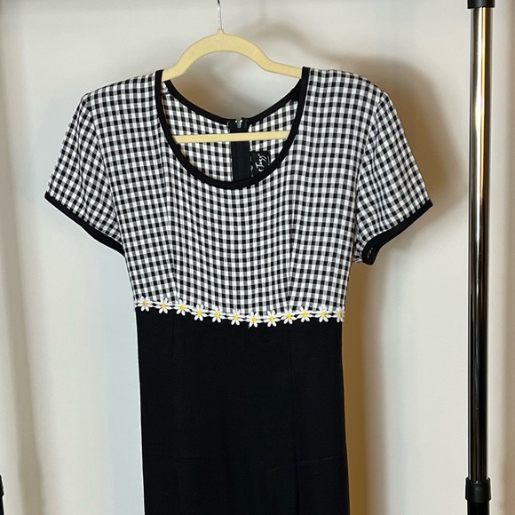 All That Jazz Vintage 90s Black & White Gingham & Sunflower Dress - Picture 3 of 6